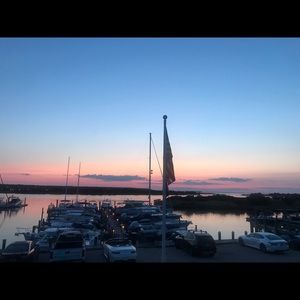 Meet your Posher, Ana